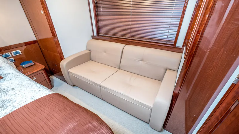 Slide: The Image of Sea Ray 610 SUNDANCER 2013 - 29