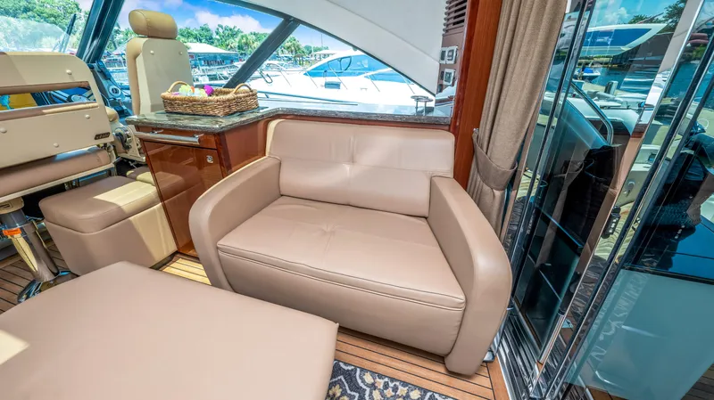 Slide: The Image of Sea Ray 610 SUNDANCER 2013 - 64