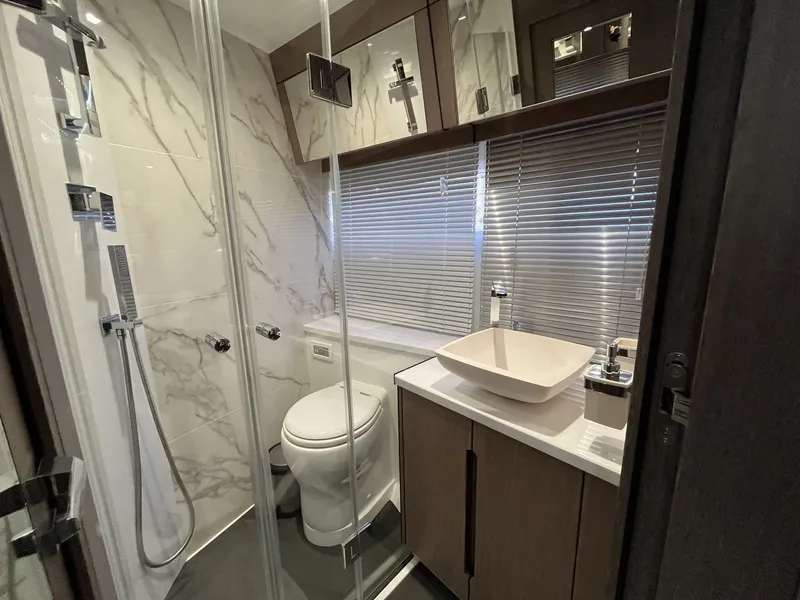 Slide: The Image of Galeon 500 FLY 2023 - 41