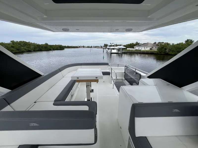 Slide: The Image of Galeon 500 FLY 2023 - 46
