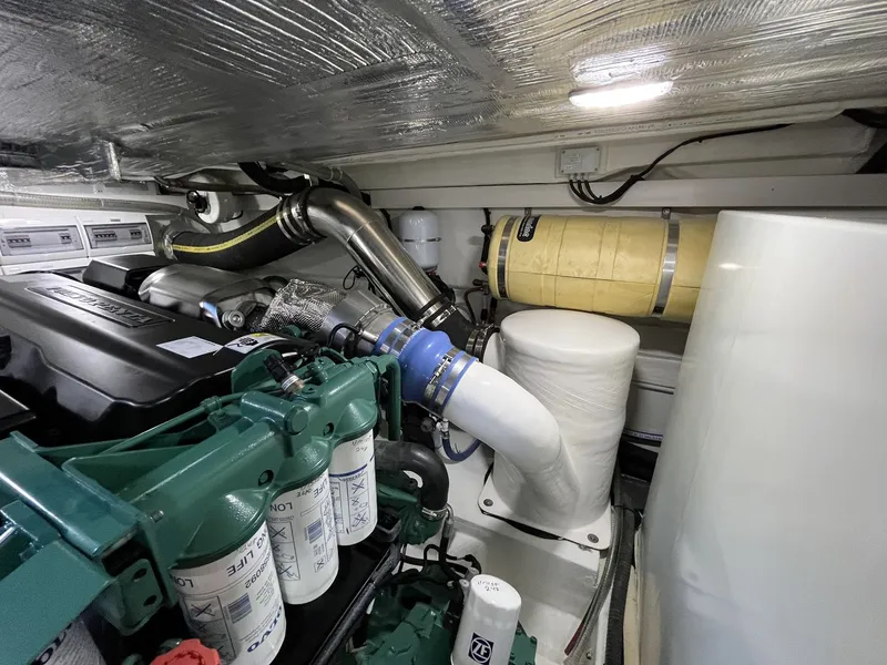 Slide: The Image of Galeon 500 FLY 2023 - 75