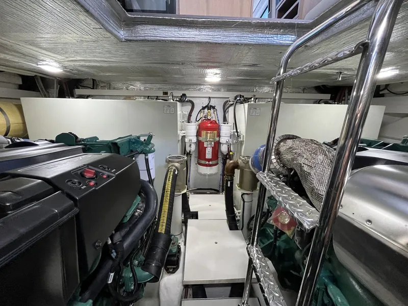 Slide: The Image of Galeon 500 FLY 2023 - 81