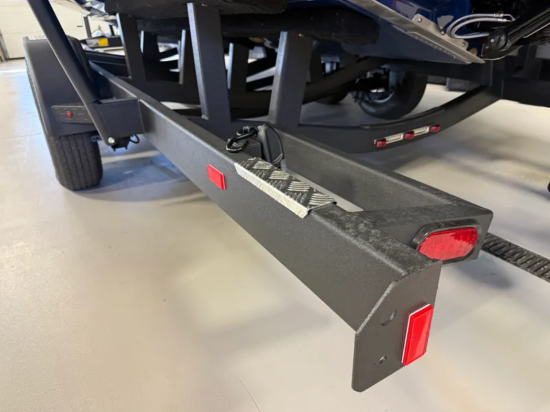 Slide: The Image of Cobalt R6 SURF 2026 - 107