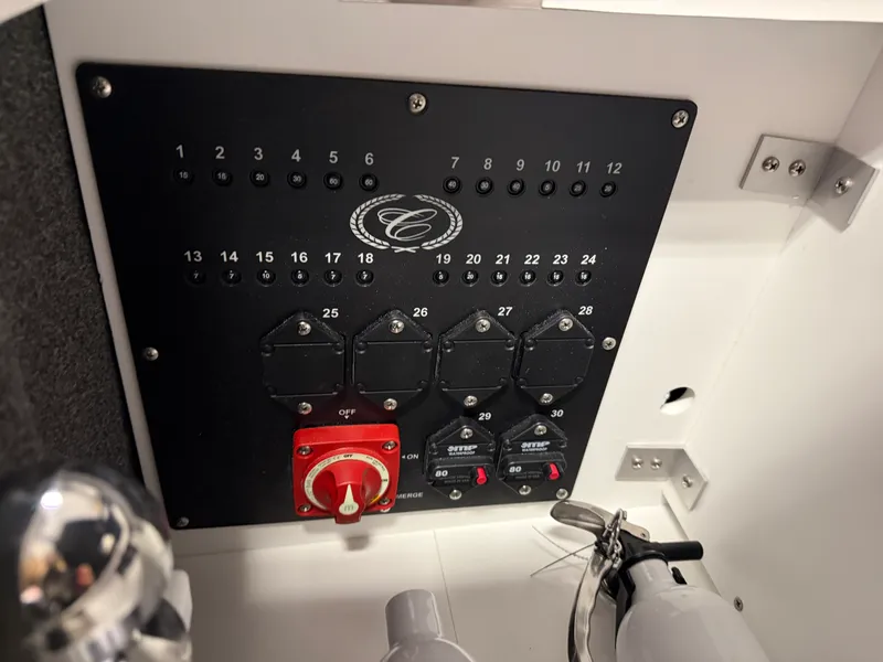 Slide: The Image of Cobalt R6 SURF 2026 - 26