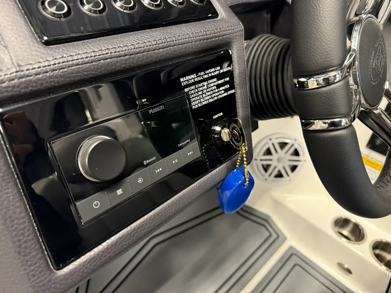 Slide: The Image of Cobalt R6 SURF 2026 - 60