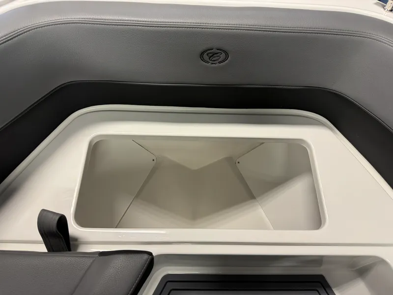 Slide: The Image of Cobalt R6 SURF 2026 - 90