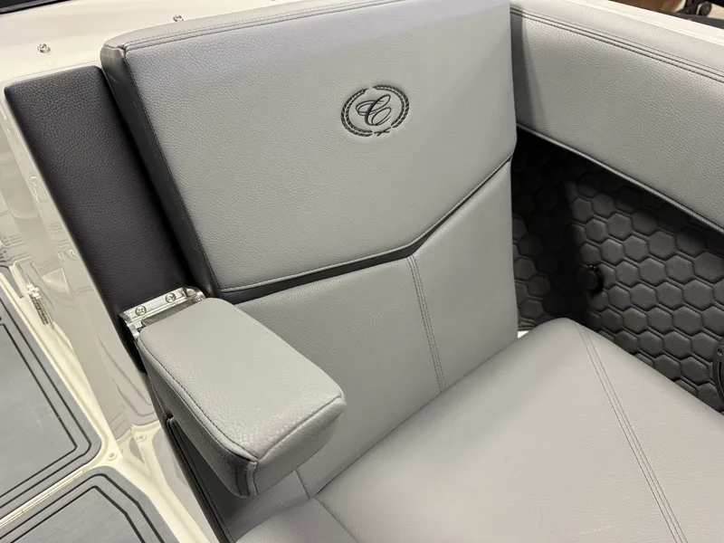 Slide: The Image of Cobalt R6 SURF 2026 - 96