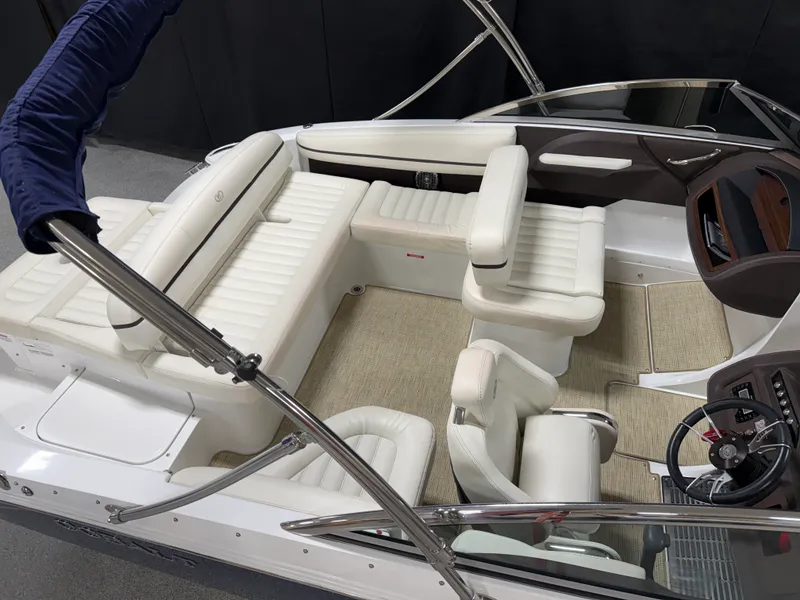 Slide: The Image of Cobalt R3 2015 - 12