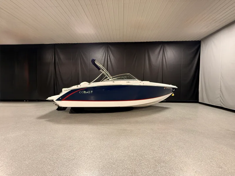 Slide: The Image of Cobalt R3 2015 - 2