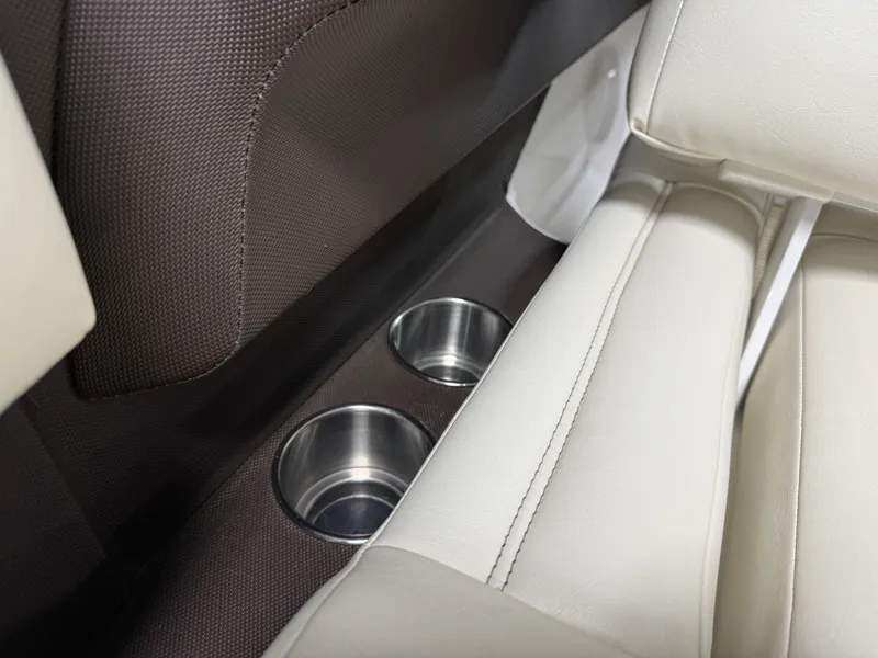 Slide: The Image of Cobalt R3 2015 - 37