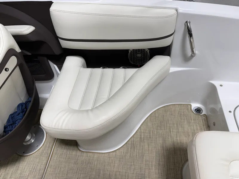 Slide: The Image of Cobalt R3 2015 - 40