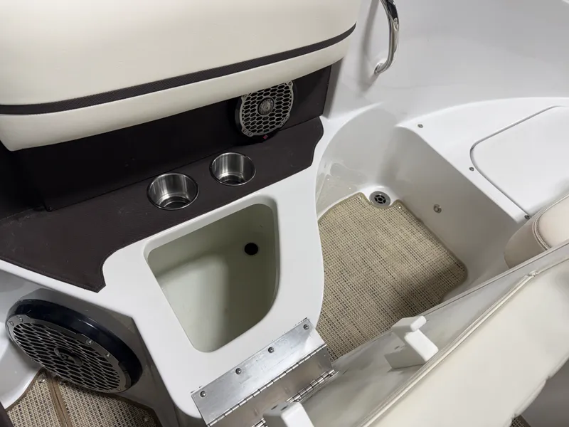 Slide: The Image of Cobalt R3 2015 - 41