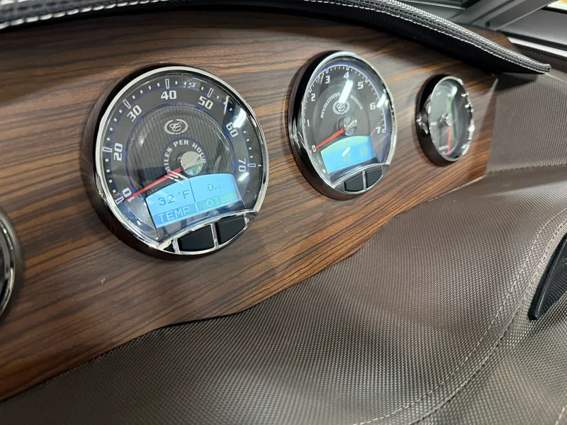 Slide: The Image of Cobalt R3 2015 - 51