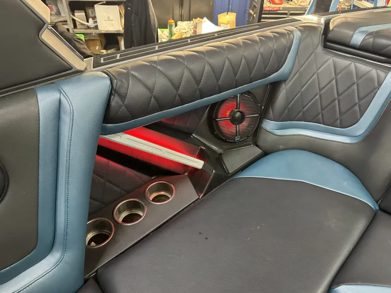 Slide: The Image of Tige ZX1 2021 - 17