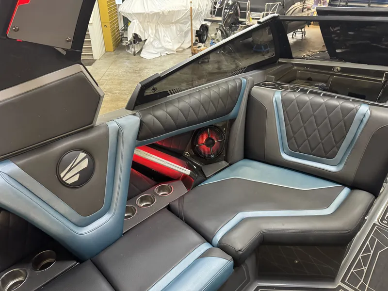 Slide: The Image of Tige ZX1 2021 - 19