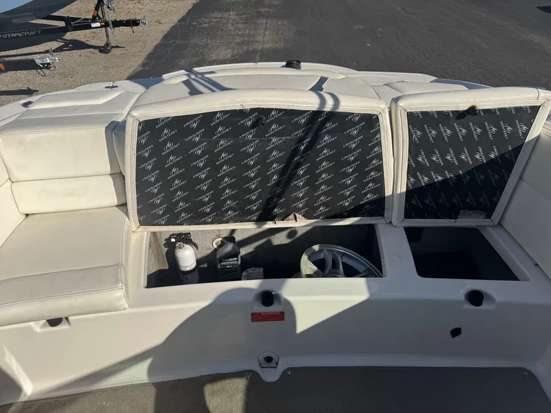 Slide: The Image of Monterey 194 FS 2009 - 14