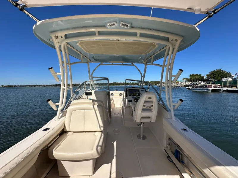 Slide: The Image of Grady-White 235 FREEDOM 2023 - 12