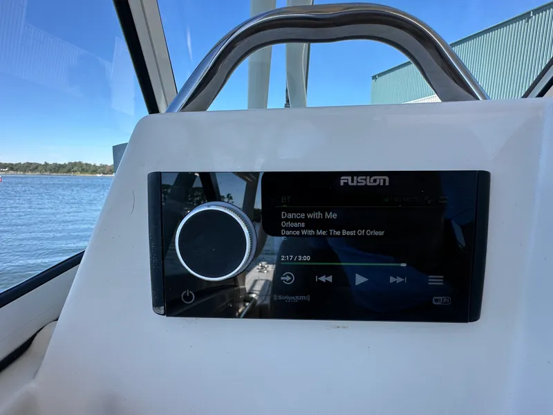 Slide: The Image of Grady-White 235 FREEDOM 2023 - 26