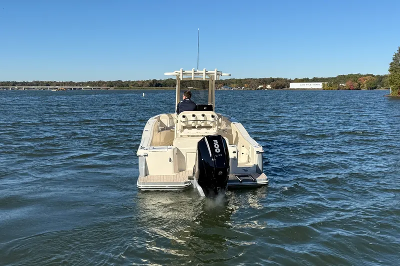 Slide: The Image of Scout 240 XSF 2026 - 3