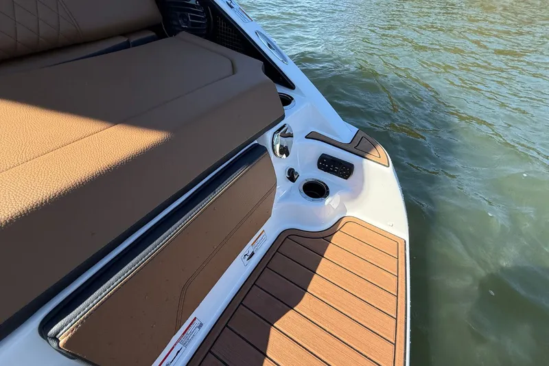 Slide: The Image of Yamaha 252SD 2026 - 6