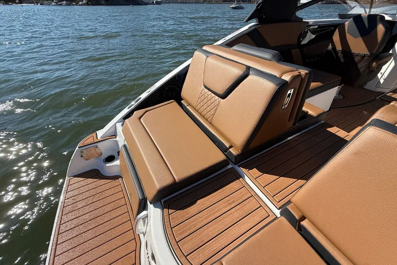 Slide: The Image of Yamaha 252SD 2026 - 7