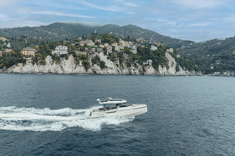 Slide: The Image of Saxdor 400 GTO 2026 - 54