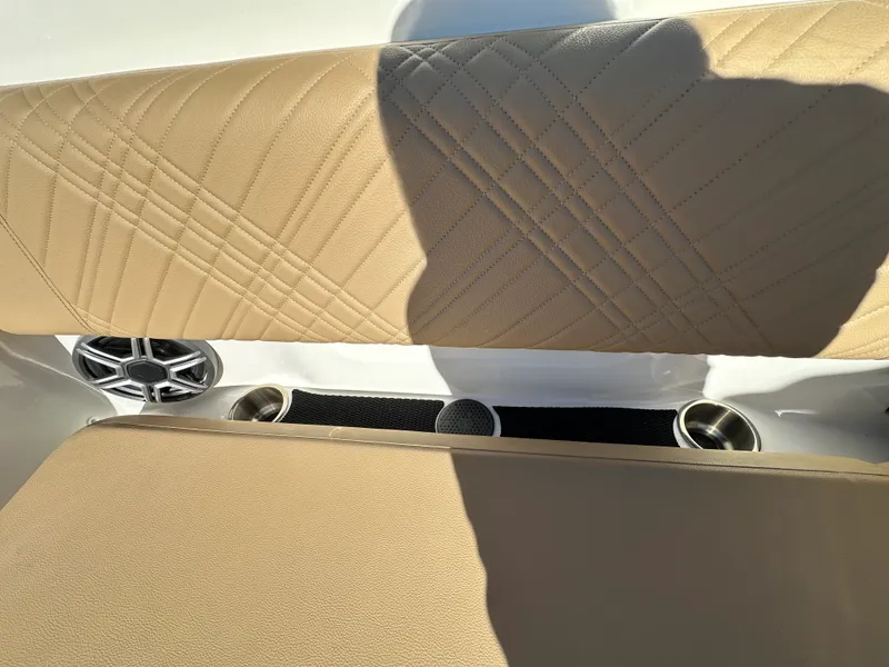 Slide: The Image of Sea Ray SDX 230 Surf 2026 - 13