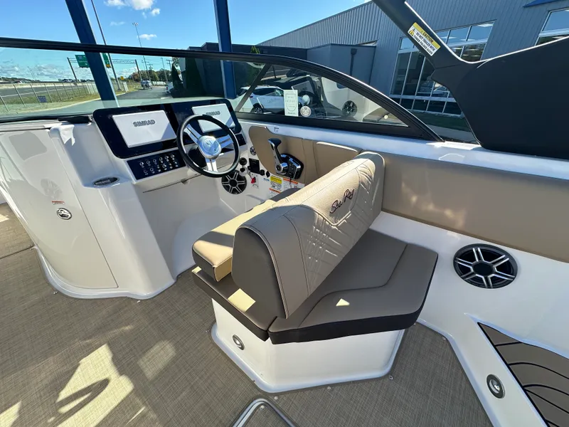 Slide: The Image of Sea Ray SDX 230 Surf 2026 - 14