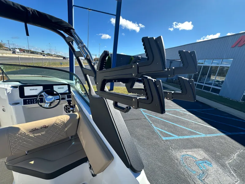 Slide: The Image of Sea Ray SDX 230 Surf 2026 - 8
