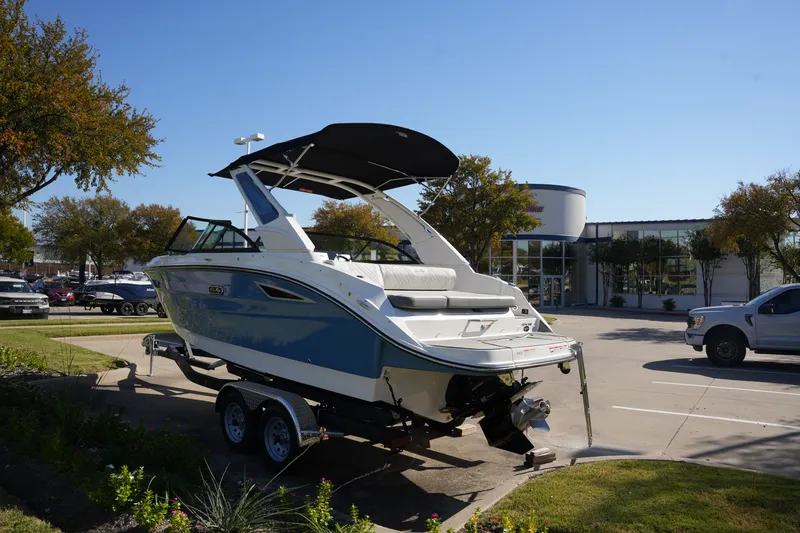 Slide: The Image of Sea Ray SDX 230 2026 - 6