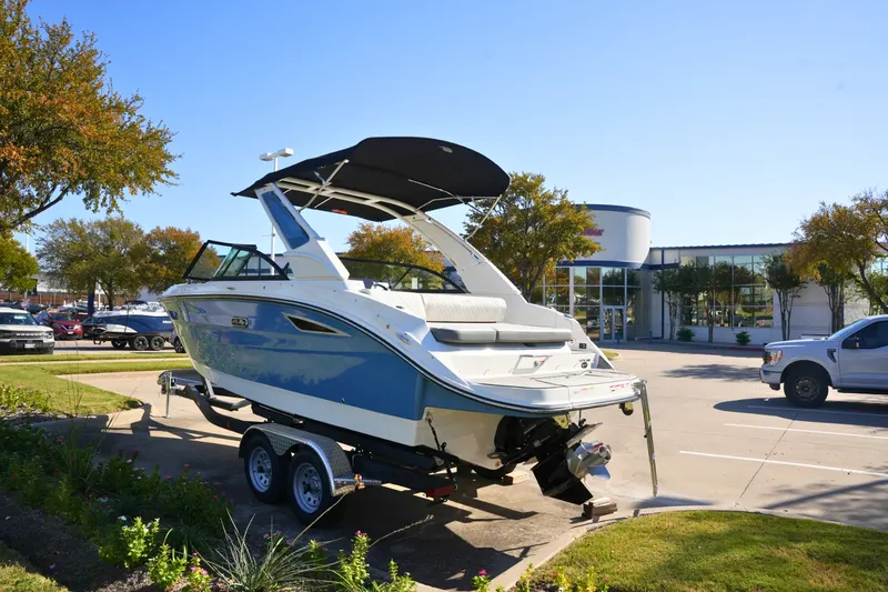 Slide: The Image of Sea Ray SDX 230 2026 - 6