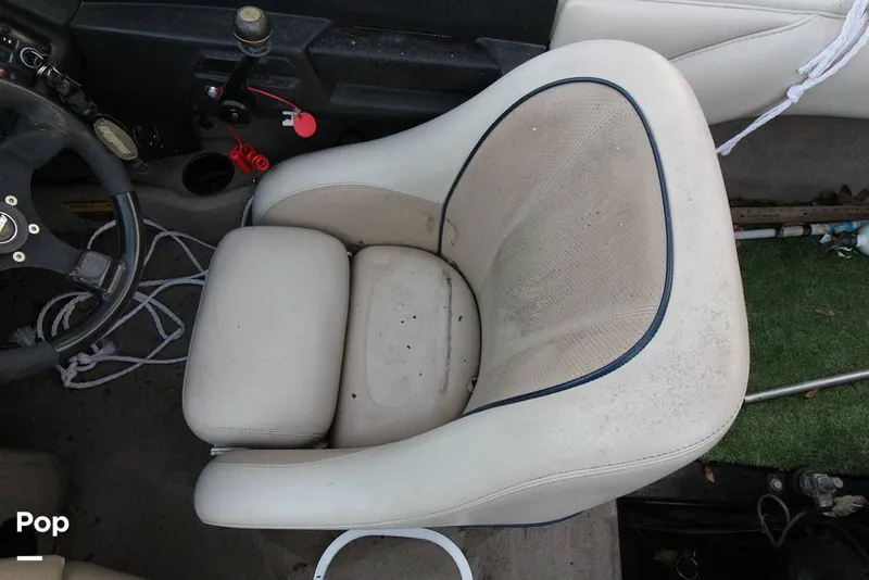 Slide: The Image of Captain's Chair - 13393638