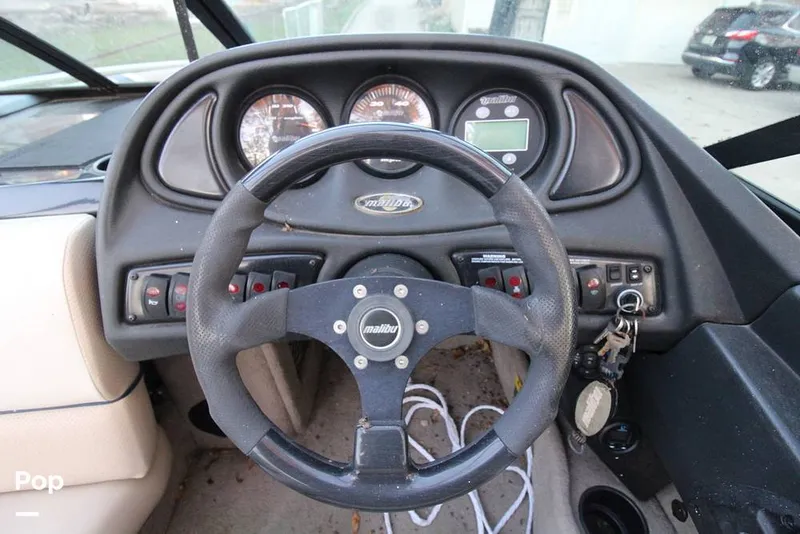 Slide: The Image of Steering Wheel - 13393639