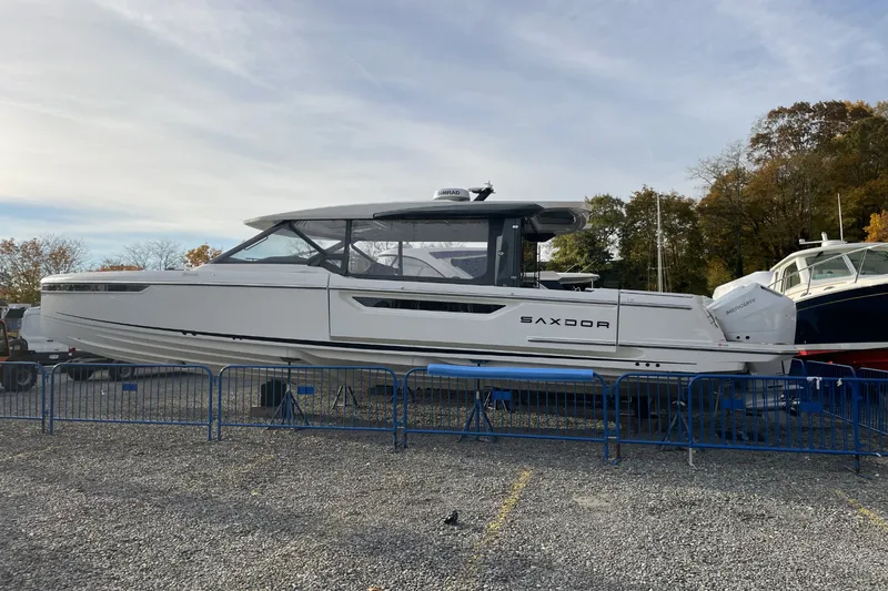 Slide: The Image of Saxdor 400 GTO 2026 - 0