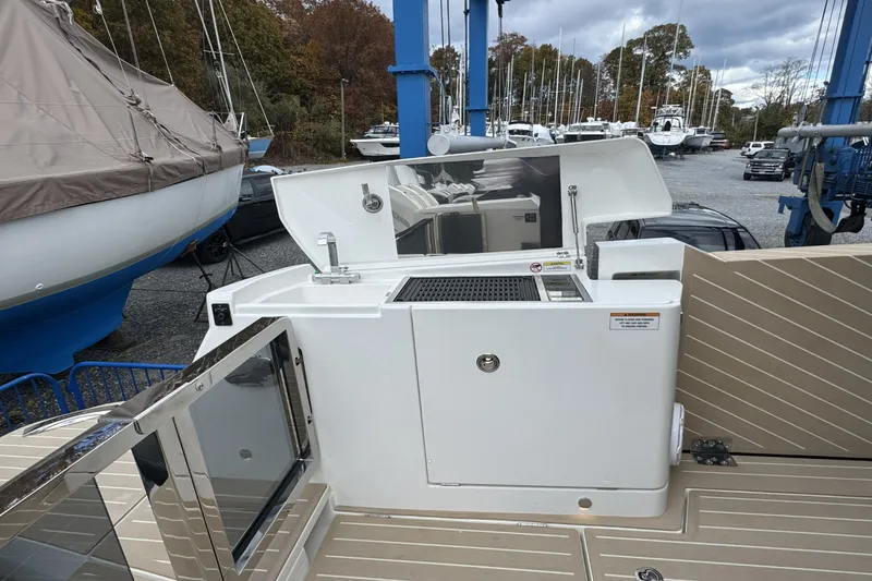 Slide: The Image of Saxdor 400 GTO 2026 - 10