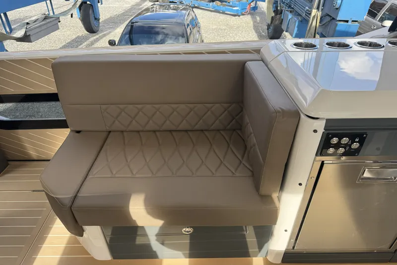 Slide: The Image of Saxdor 400 GTO 2026 - 29