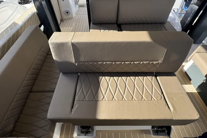 Slide: The Image of Saxdor 400 GTO 2026 - 40