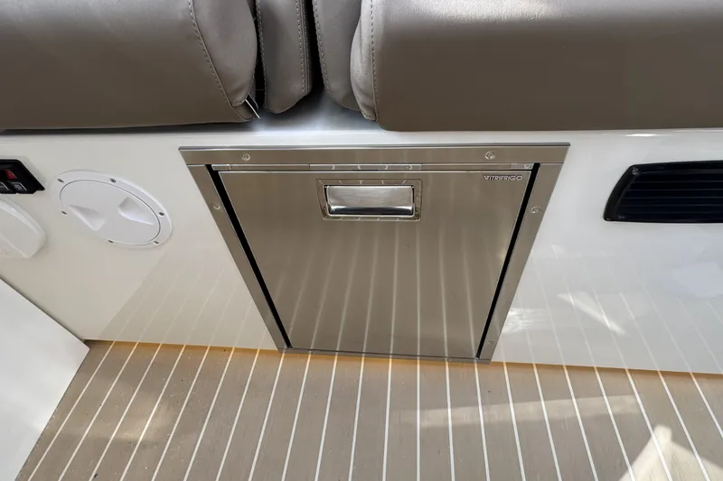 Slide: The Image of Saxdor 400 GTO 2026 - 49