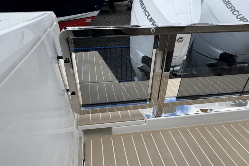 Slide: The Image of Saxdor 400 GTO 2026 - 5