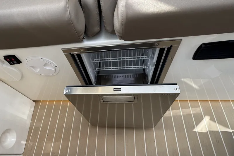 Slide: The Image of Saxdor 400 GTO 2026 - 50