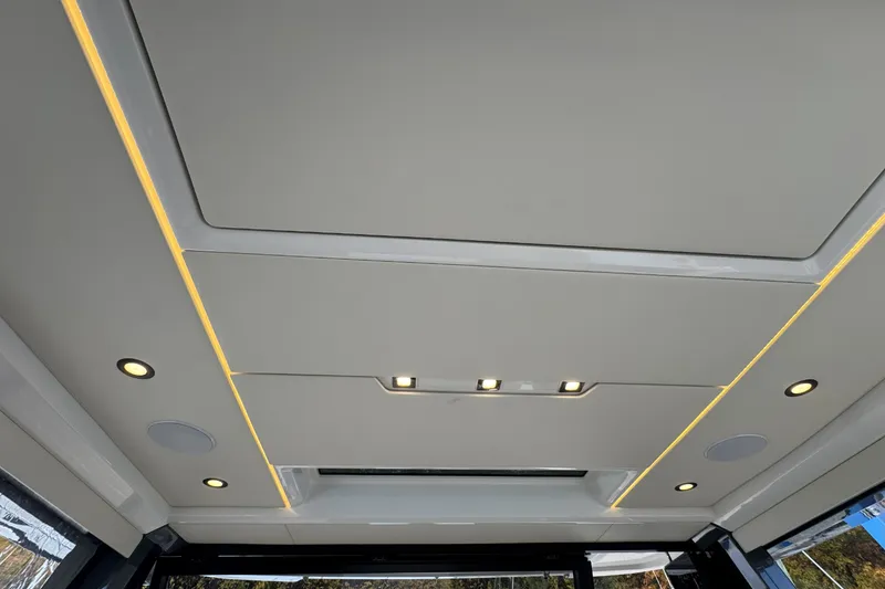 Slide: The Image of Saxdor 400 GTO 2026 - 51