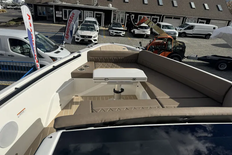 Slide: The Image of Saxdor 400 GTO 2026 - 70