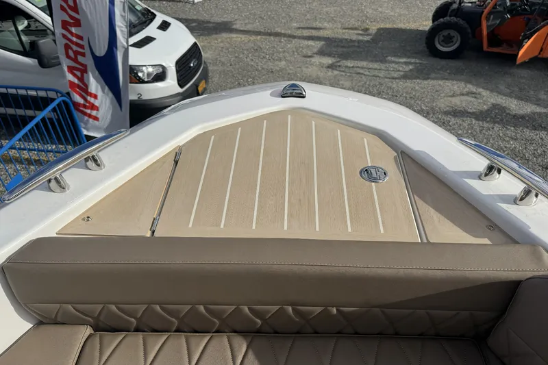 Slide: The Image of Saxdor 400 GTO 2026 - 75