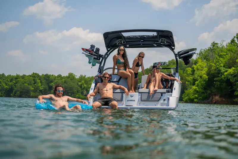 Slide: The Image of Yamaha 255XD 2026 - 6