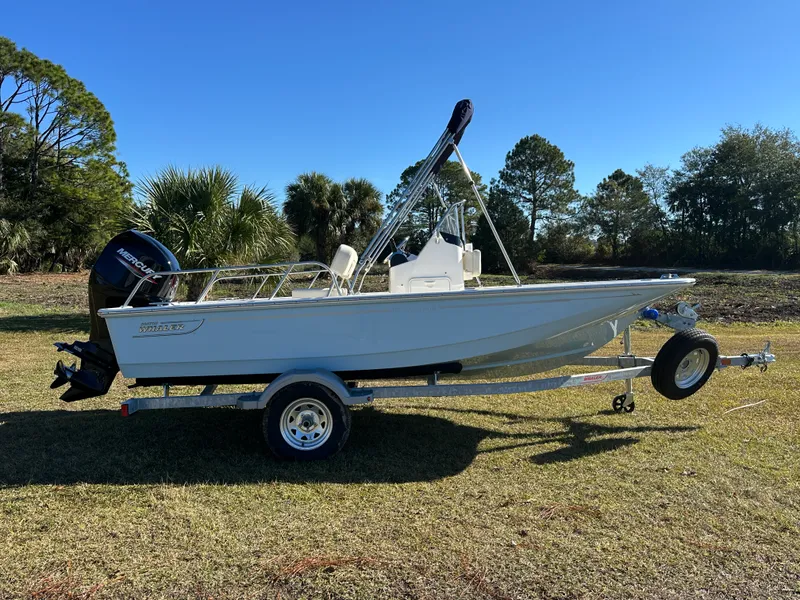 The Image of Boston Whaler 150 Montauk 2026 - 0
