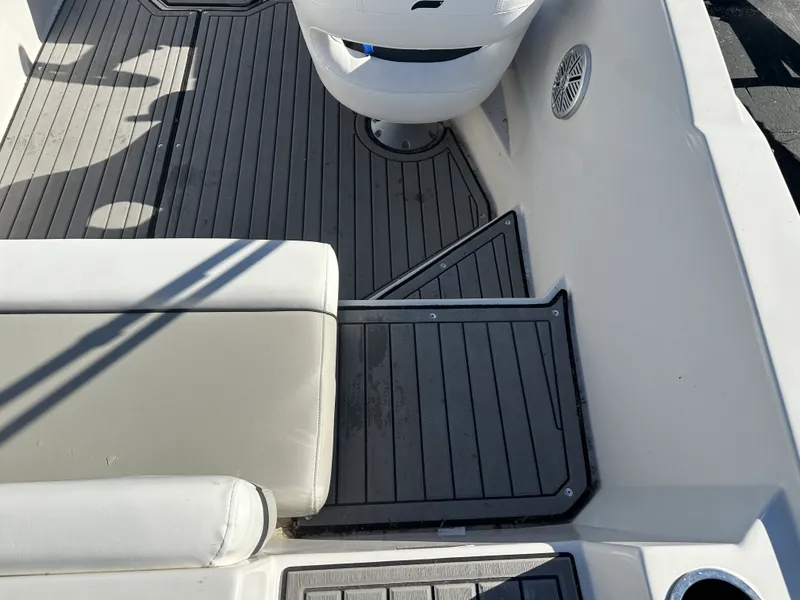 Slide: The Image of Starcraft 211 SVX 2023 - 17