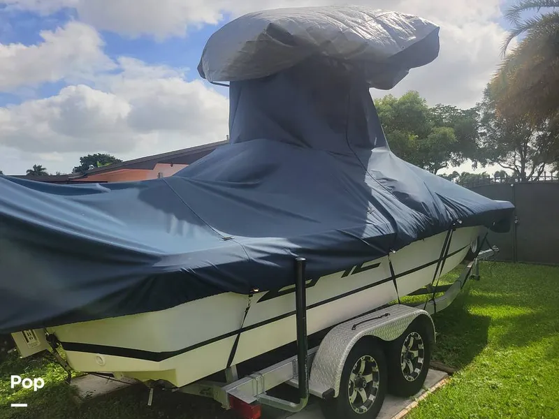 Slide: The Image of Epic 23SC 2016 - 13400083