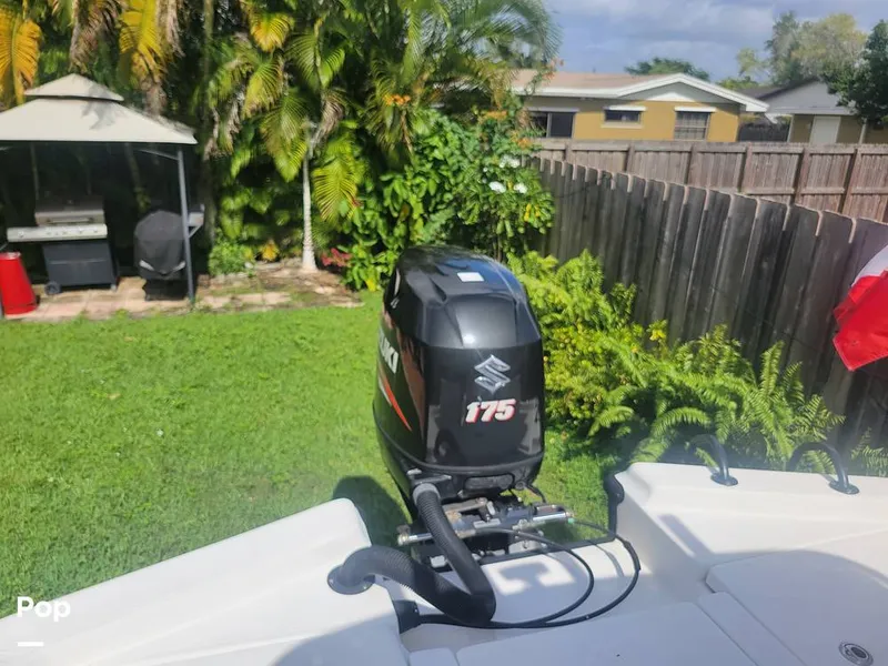 Slide: The Image of Epic 23SC 2016 - 13400173