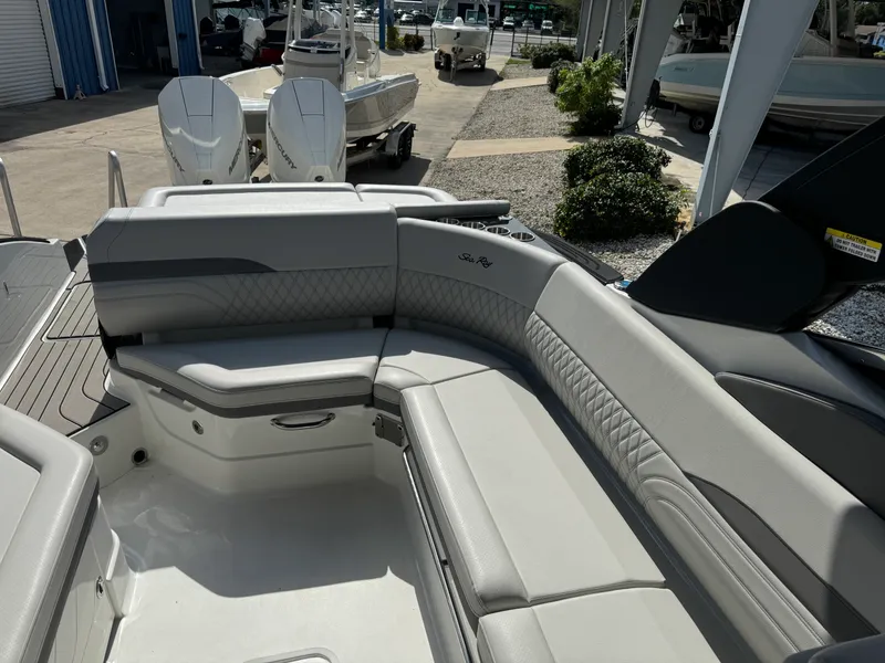 Slide: The Image of Sea Ray SLX 280 Outboard 2026 - 8