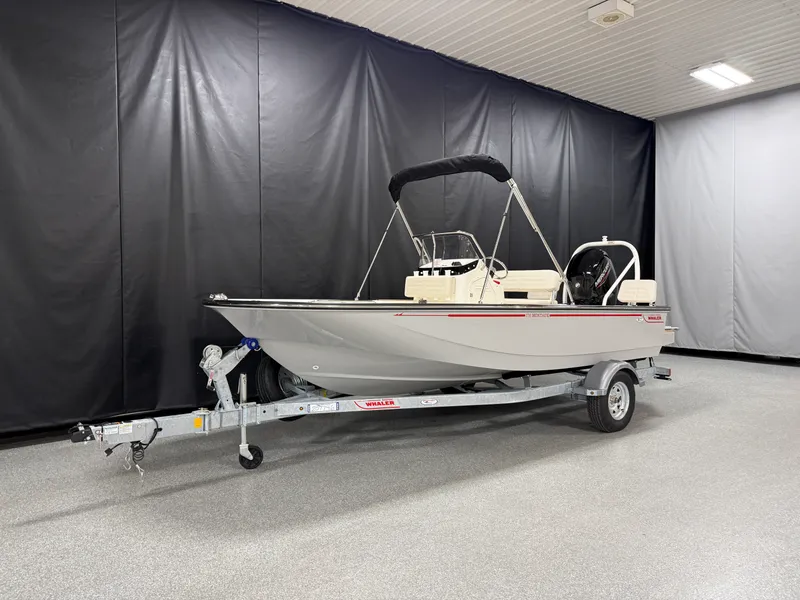 Slide: The Image of Boston Whaler 170 Montauk 2026 - 2